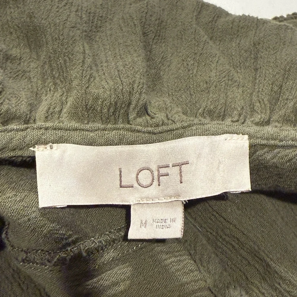 LOFT Green Puff Sleeve Ruffled Blouse